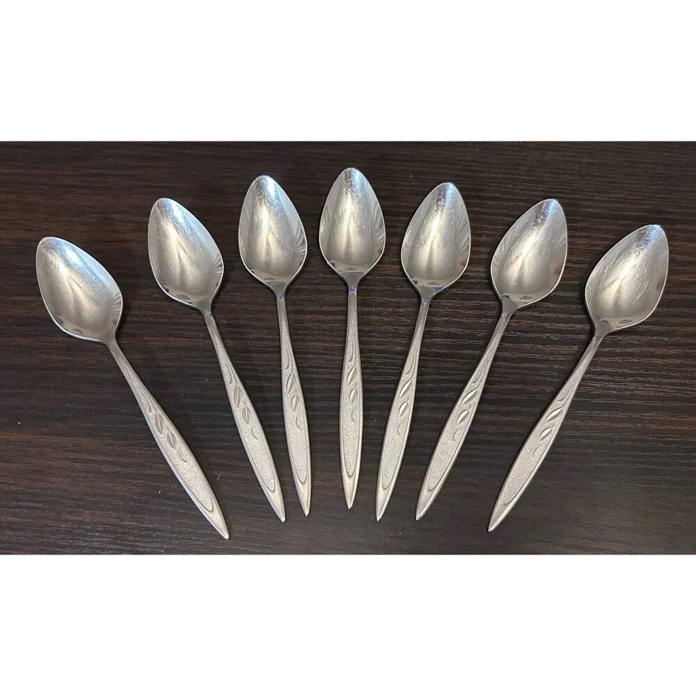 Oneida LTG Royal Harvest Teaspoons Set of 7 William Rogers Premier Stainless Vtg